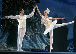 Prima Ballerina Assoluta Alicia Alonso and Cuban Ballet Honored in Brazil  